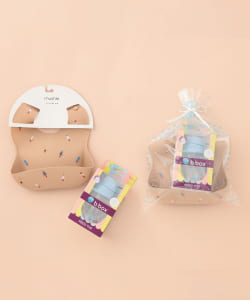 【オンラインショップ限定】ギフトセット（お食事用ビブ ＆ ストローマグ セット・6ヶ月～）