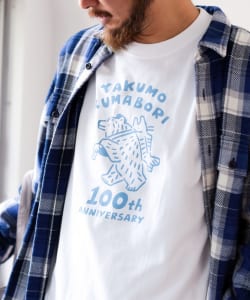 【八雲】木彫り熊 鮭背負い熊 Tシャツ