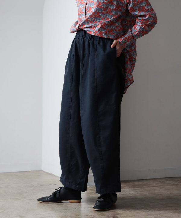 runningHIGH】SHIRRING NYLON PARACHUTE PANTS | OUR BRAND