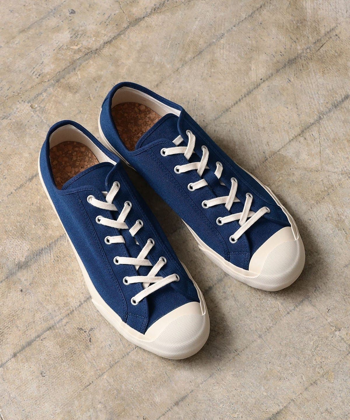 GOOD WEAVER ObhEB[o[ / DOEK COURT Xj[J[ V[Y MEN NATURAL INDIGO 28cm