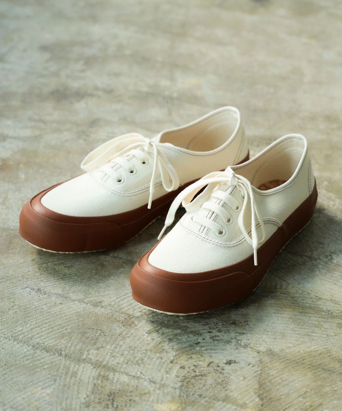 fennica（フェニカ）GOOD WEAVER / DOEK SHOE INDUSTRIES OXFORD