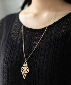 GOLD KNOT / ひし形 ネックレス