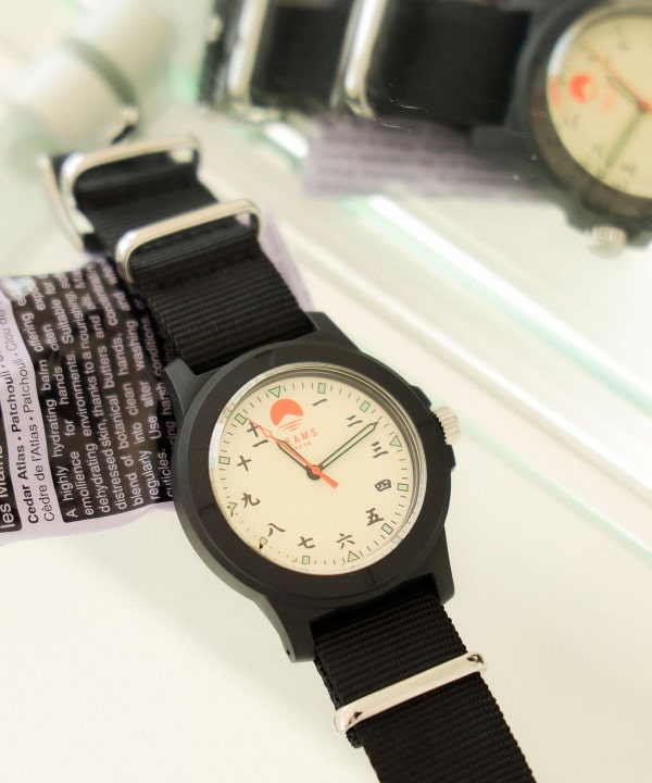 BEAMS JAPAN BEAMS JAPAN別注] 原始中文數位手錶（時鐘手錶）郵購 | BEAMS