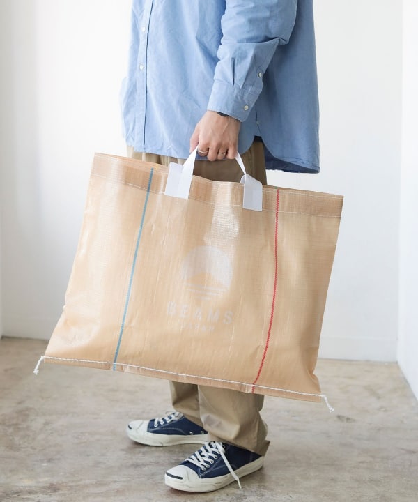 昨年ビームス、直営店限定の、即日完売の幻のBAGです。 昨年ビームス、直営店限定の、即日完売の幻のBAGです。