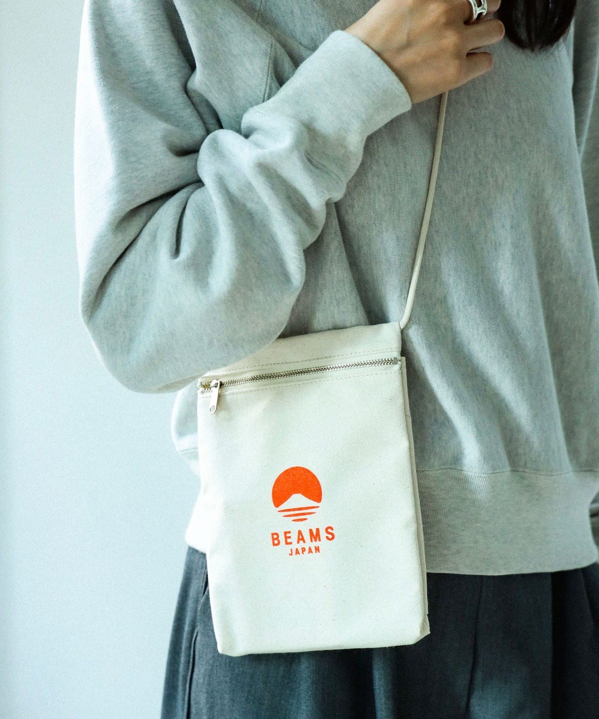 【別注】evergreen works / BEAMS JAPAN 標誌迷你肩背包