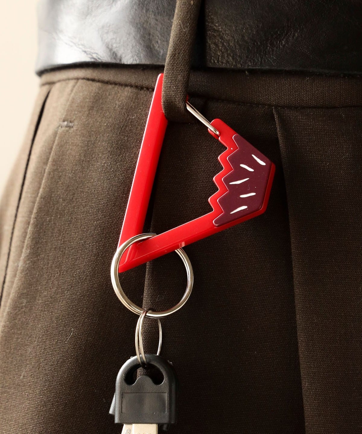 BEAMS JAPAN (BEAMS JAPAN) Mt. Fuji Keychain (Wallets & Accessories