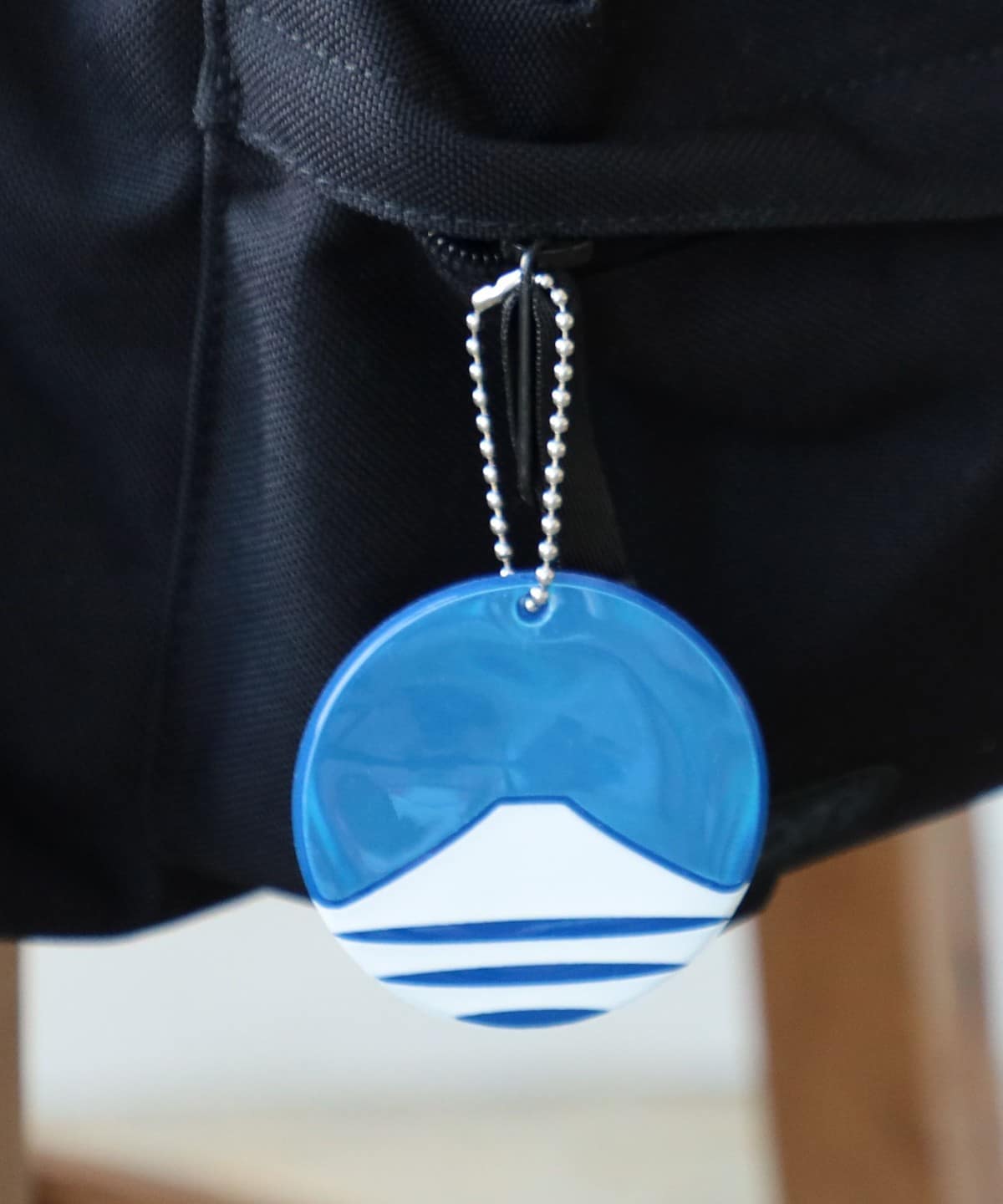 ロゴ リフレクター キーホルダー 財布・小物 MEN ブルー ONE SIZE ロゴ リフレクター キーホルダー 財布・小物 MEN ブルー ONE SIZE