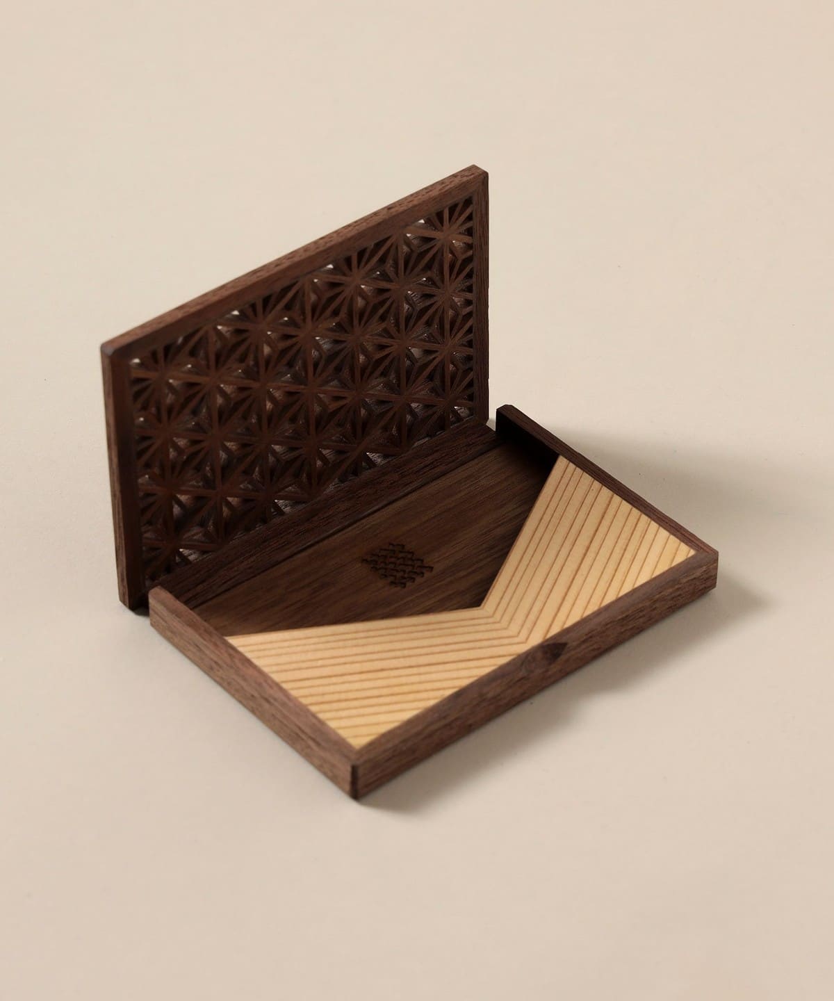 【別注】大榮木工 / カードケース 財布・小物 MEN ｳｫｰﾙﾅｯﾄ×秋田杉 ONE SIZE