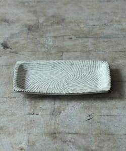 島岡製陶所 / 島岡桂 型打縄文象嵌 長角皿 8.5寸