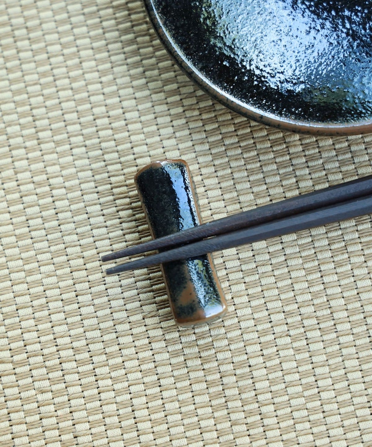 出西窯 シュッサイガマ / 箸置 食器・キッチン・食品 MEN 黒 ONE SIZE 出西窯 シュッサイガマ / 箸置 食器・キッチン・食品 MEN 黒 ONE SIZE