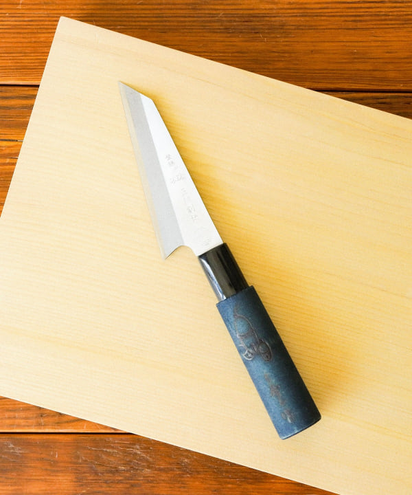 【別注】三寿ゞ刃物 / 三寿ゞ 包丁 藍 小 ※商品の色味は白背景商品単体で撮影した画像をご参照ください。