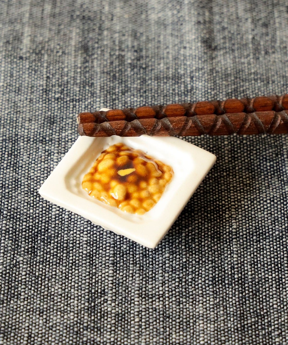 イホシロ窯 / 箸置き 朝食シリーズ 食器・キッチン・食品 MEN 粒納豆 ONE SIZE イホシロ窯 / 箸置き 朝食シリーズ 食器・キッチン・食品 MEN 粒納豆 ONE SIZE