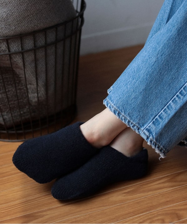 【別注】フクシン / ルーム スリッポン 26 ※商品の色味は白背景商品単体で撮影した画像をご参照ください。