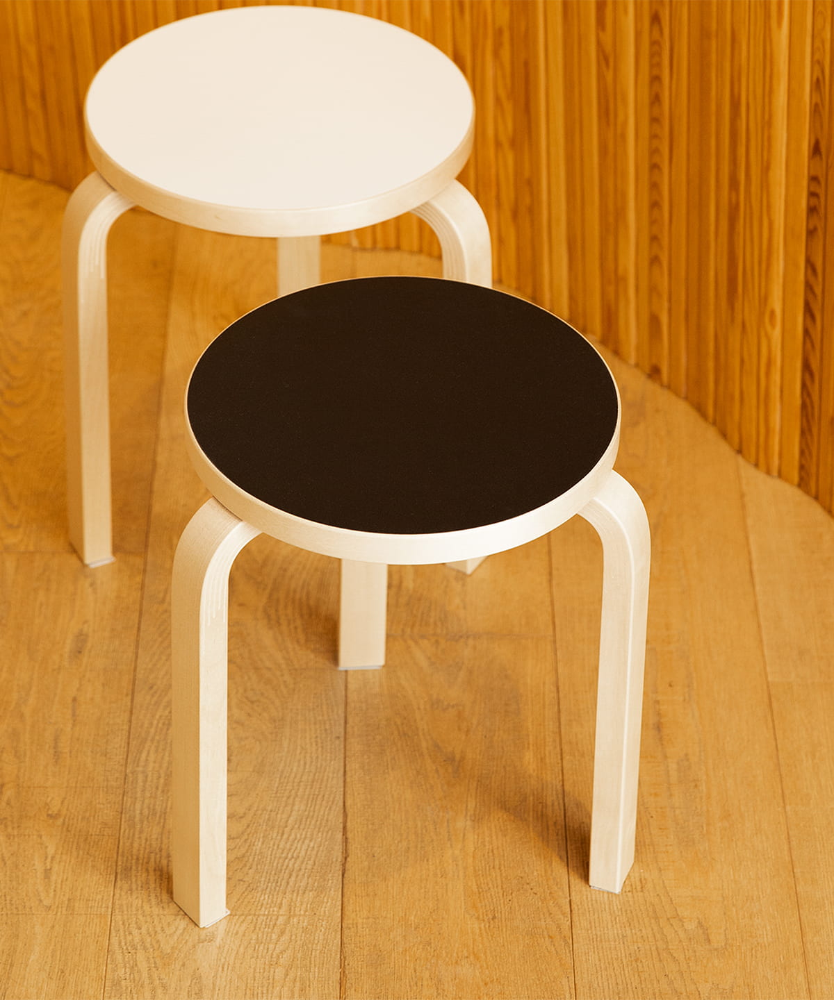 fennica fennica / stool 60 black/white (interior furniture) mail 