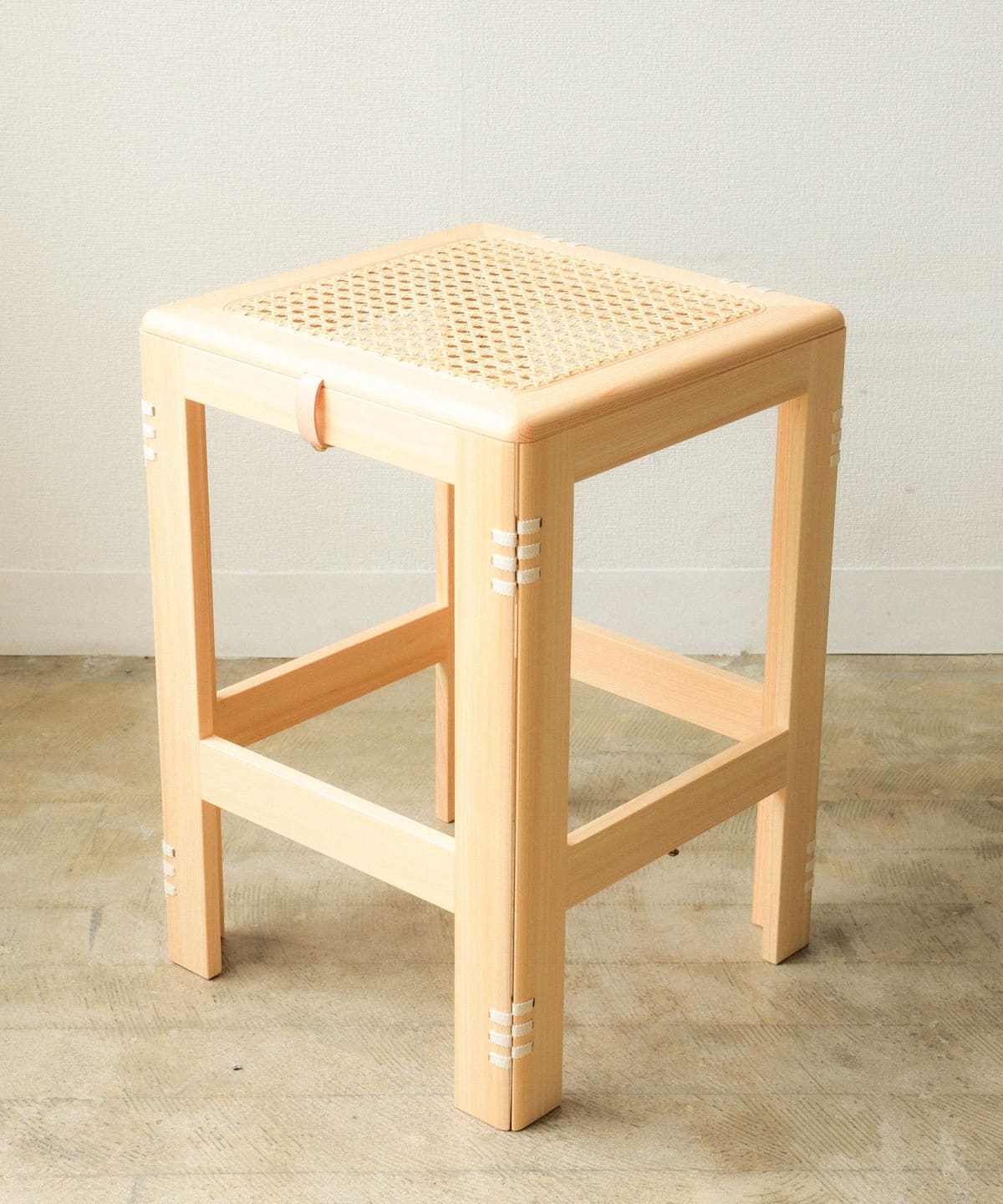 平山日用品店 / patol stool 檜木圓凳