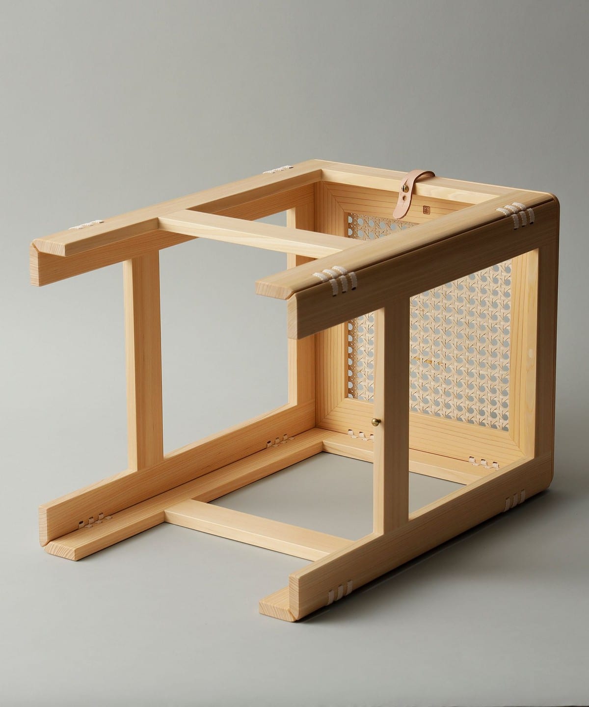 平山日用品店 / patol stool 檜木圓凳