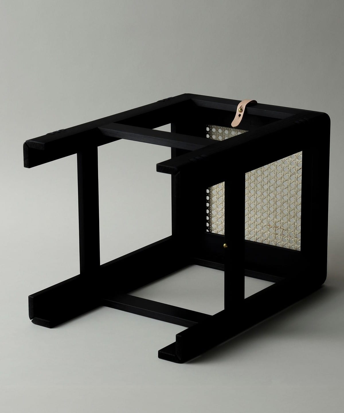 平山日用品店 / patol stool 檜木圓凳 黑