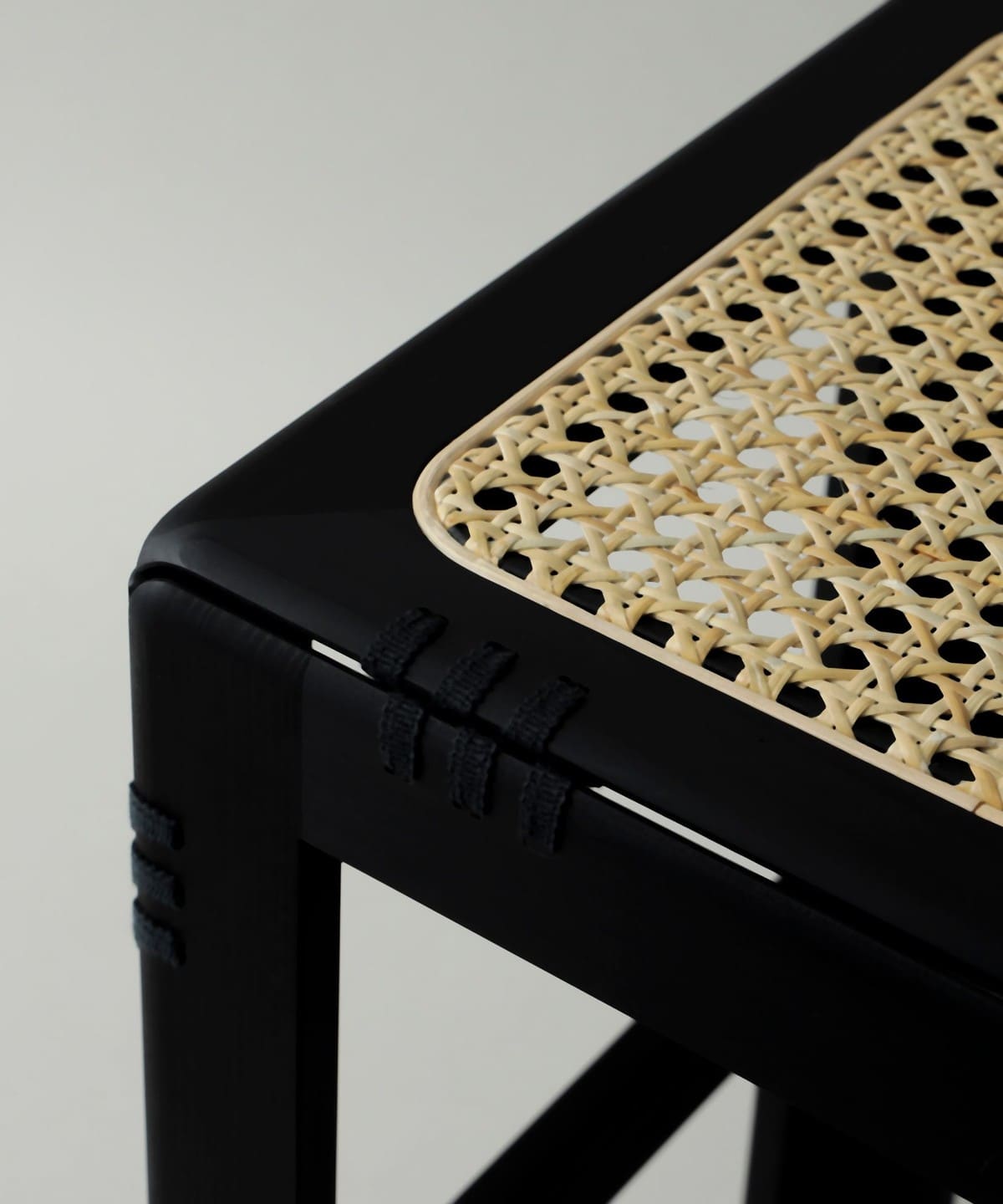 平山日用品店 / patol stool 檜木圓凳 黑
