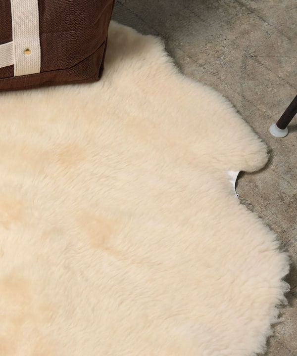 クリーム色 シープスキンマット 羊毛製 fennica（フェニカ）Glencroft / Sheepskin Rug シープスキン