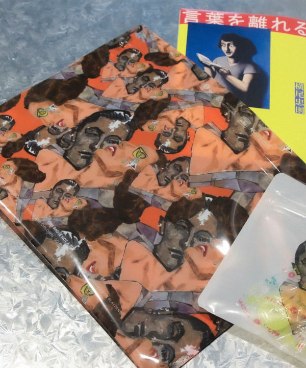 横尾忠則 × Pake / パケセット 商品の色味は白背景商品単体で撮影した画像をご参照ください。