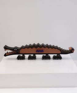 miagolegno (ミャゴレグノ) / ワニのペン入れ