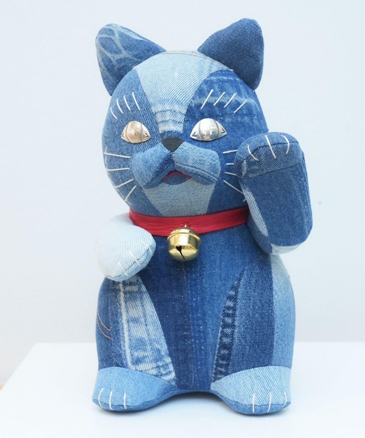 アンティーク大正時代とてつもない雰囲気のブルーアイの幸運・良き人を招く招き猫 TOKYO CULTUART by BEAMS（トーキョー カルチャート by ビームス）muu