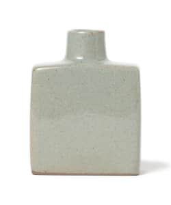 Pebble Ceramic Design Studio / LONG10 FLOWER VASE SQUARE