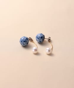 HIZEN jewelry / 有田焼 Dangling Motif & Pearl Earrings