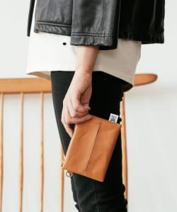 Calling Original Granada Tissue Pouch