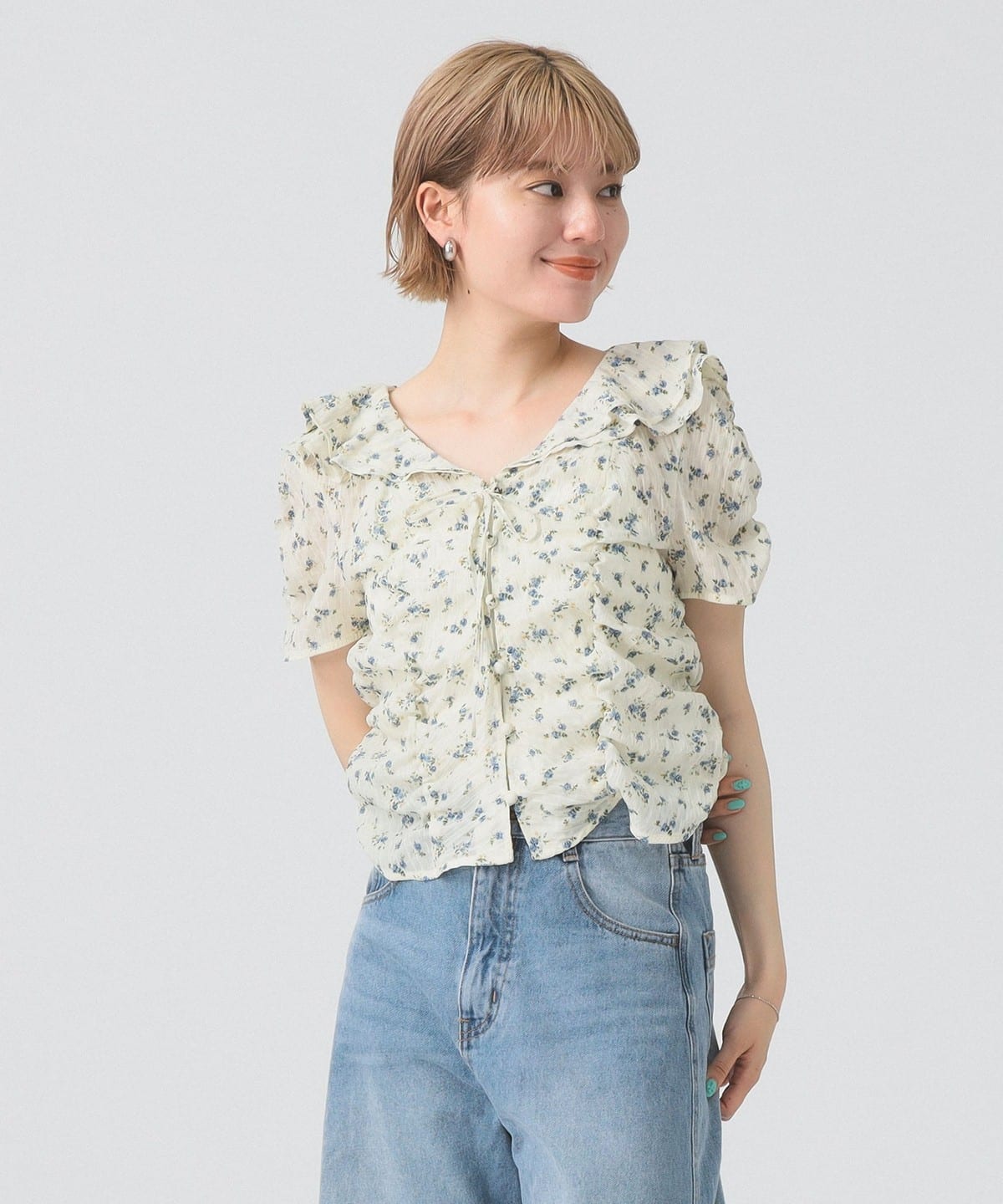 フラワー プリント シャーリング ブラウス シャツ・ブラウス WOMEN IVORY ONE SIZE フラワー プリント シャーリング ブラウス シャツ・ブラウス WOMEN IVORY ONE SIZE