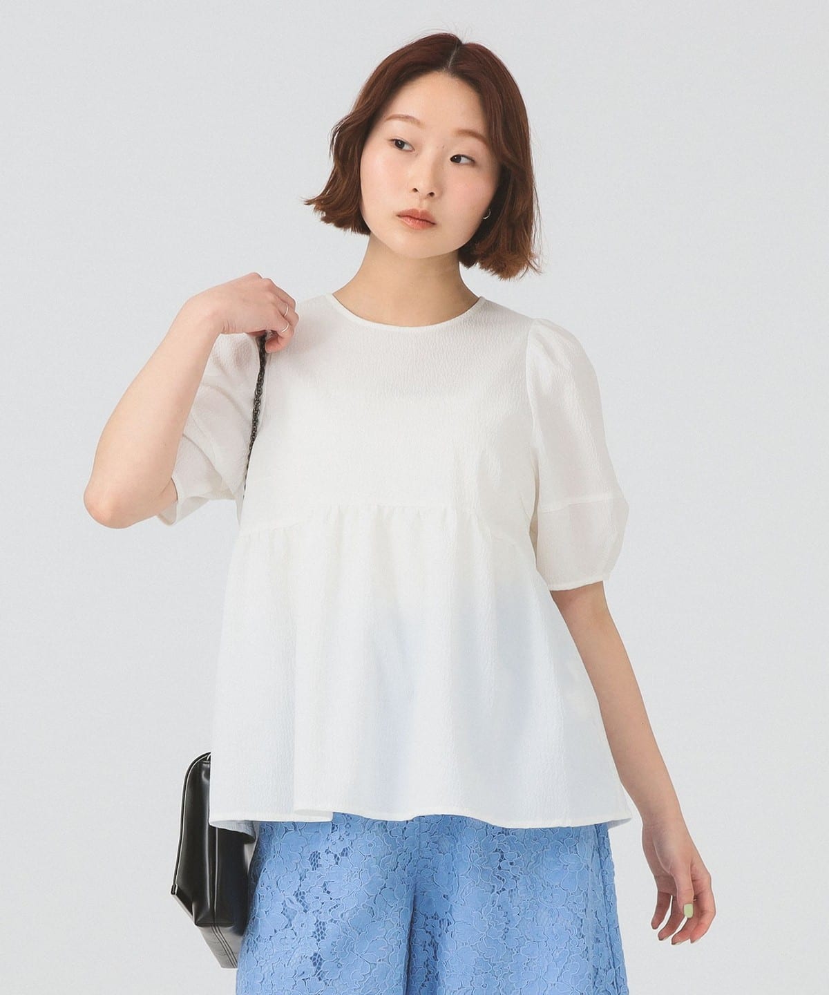 新品、未使用‼️Ray BEAMS ランタンスリーブギャザーブラウス Ray BEAMS（レイ ビームス）ランタンスリーブ ギャザー ブラウス