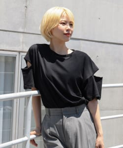 Ray BEAMS / カットアウト スリーブ Tシャツ