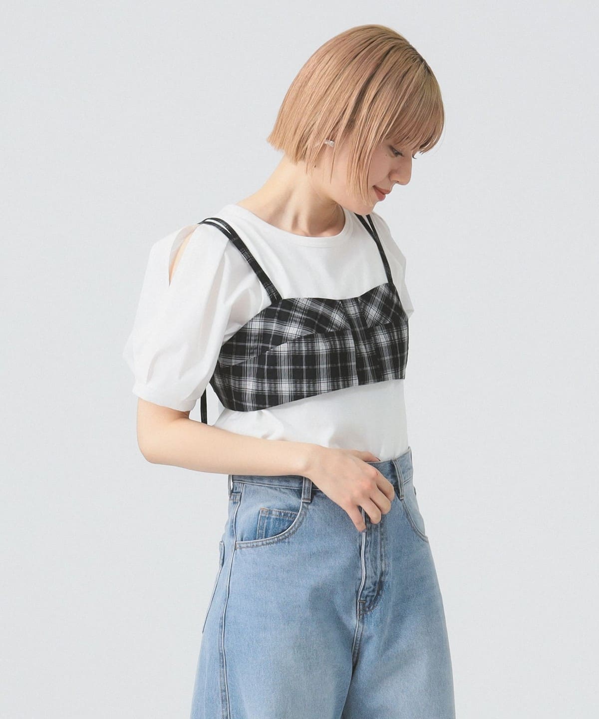 スリット パフスリーブ Tシャツ Tシャツ・カットソー WOMEN WHITE ONE SIZE スリット パフスリーブ Tシャツ Tシャツ・カットソー WOMEN WHITE ONE SIZE