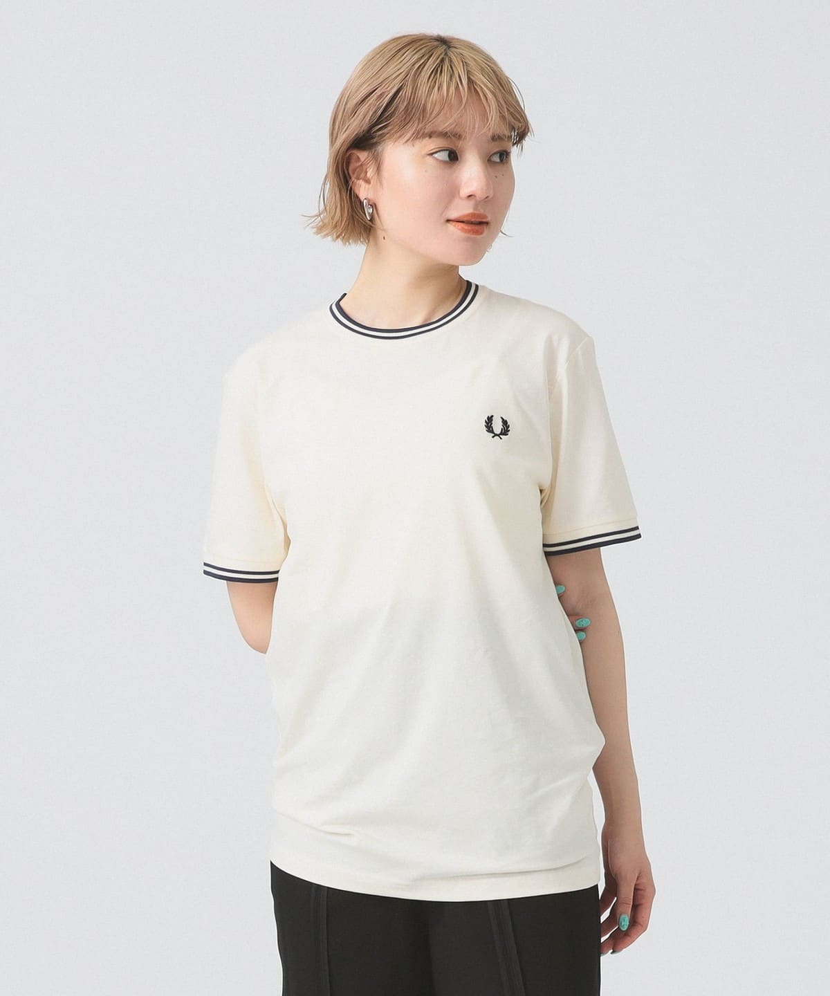 マストバイ！〈FRED PERRY×Ray BEAMS〉別注Tシャツ♡｜ビームス