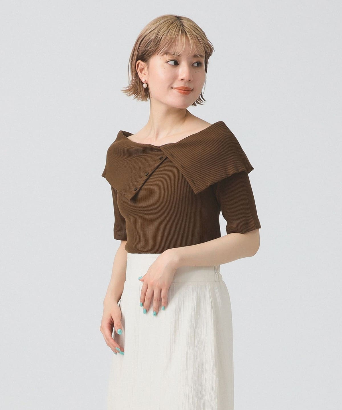 ビッグカラー オフショルダー Tシャツ Tシャツ・カットソー WOMEN BROWN ONE SIZE ビッグカラー オフショルダー Tシャツ Tシャツ・カットソー WOMEN BROWN ONE SIZE