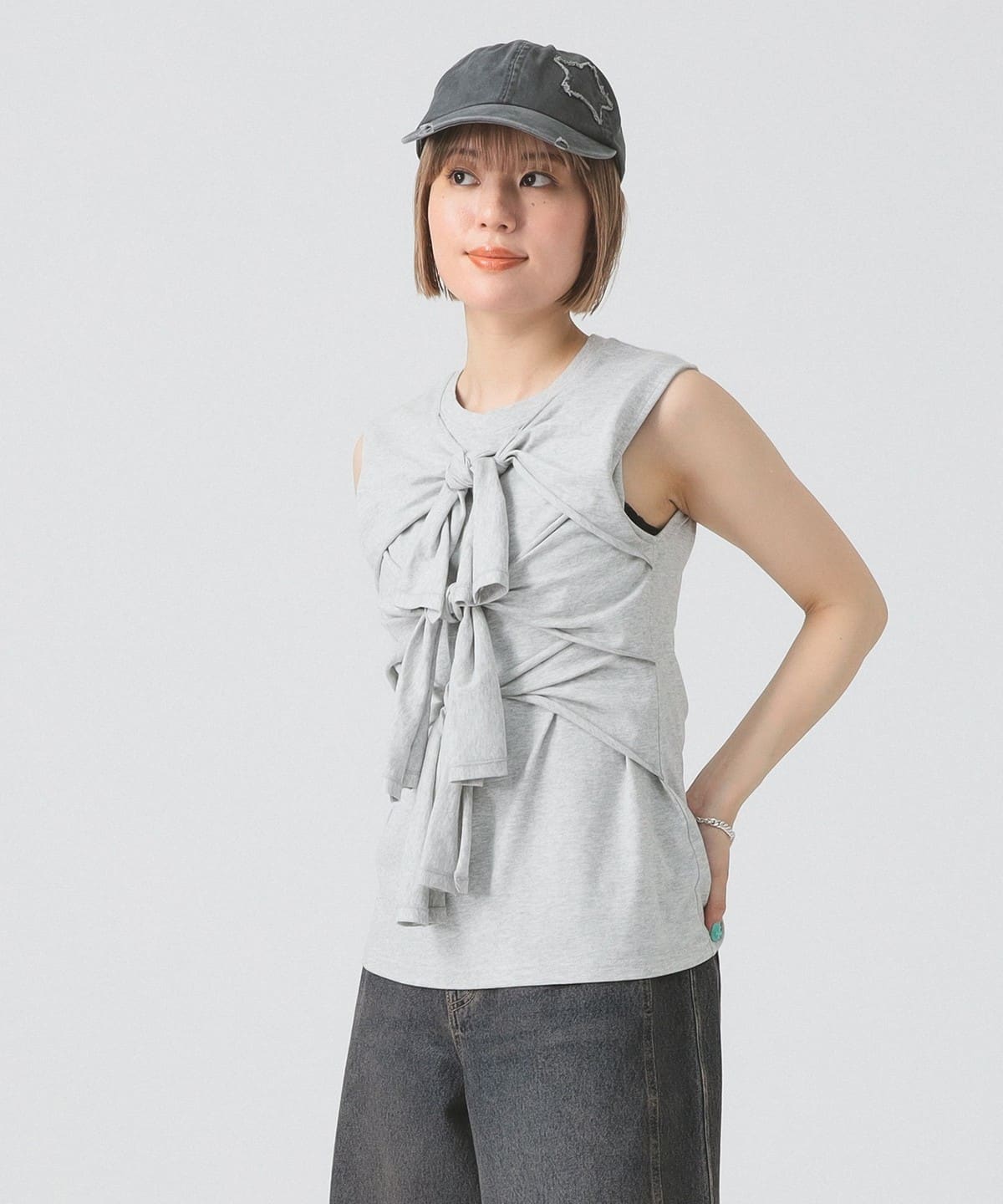 フロント リボン ノースリーブ トップス Tシャツ・カットソー WOMEN GREY ONE SIZE フロント リボン ノースリーブ トップス Tシャツ・カットソー WOMEN GREY ONE SIZE