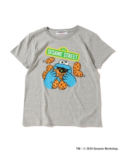 ＜WOMEN＞FUJI ROCK FESTIVAL'19 × Ray BEAMS / SESAME STREET クッキーモンスター Tシャツ