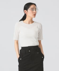 バックスリット カーブ ヘムTシャツ