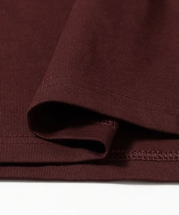 FRED PERRY / 短款圆领T恤
