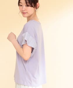 Ray BEAMS / プリーツ スリーブ クルーネック Tシャツ