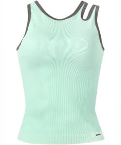 cooomy. / Cup in Tank