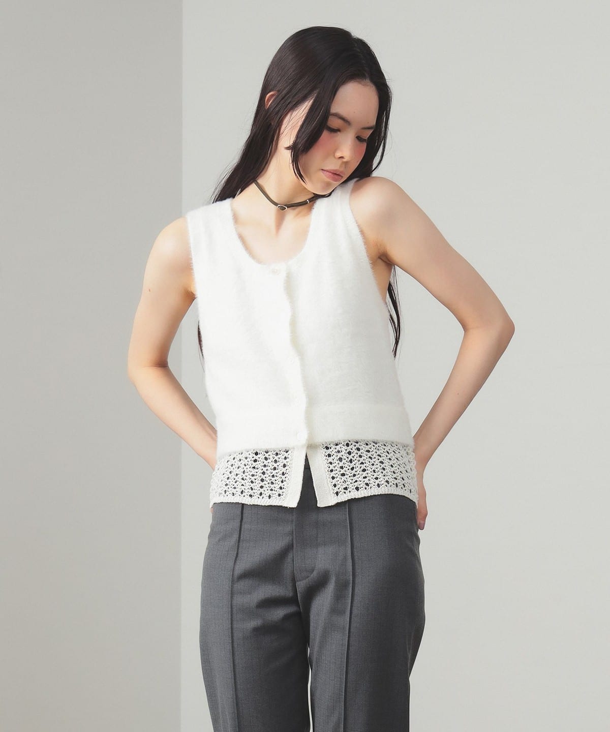 25年 現行品 美品 Spick&Span 絡み織りメッシュレースベスト 25年 現行品 美品 Spick&Span 絡み織りメッシュレースベスト 25