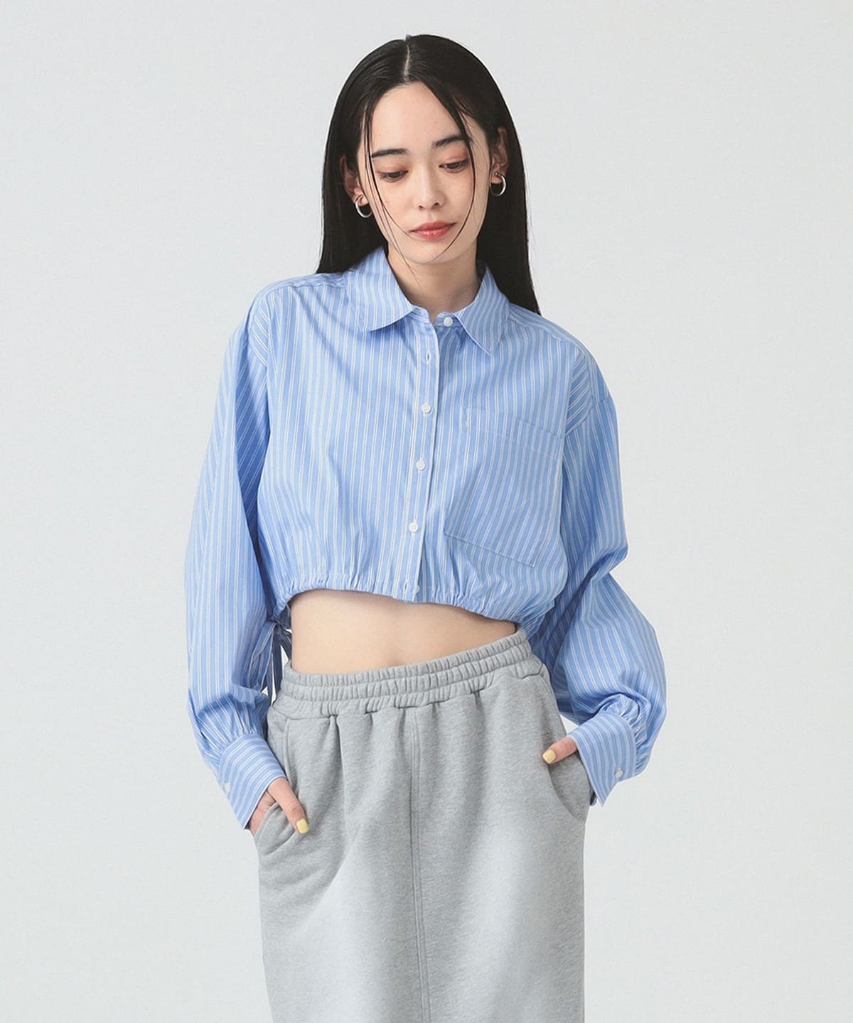 【5/8新規値下げ】ドロスト クロップド シャツ シャツ・ブラウス WOMEN BLUE STRIPE ONE SIZE 【5/8新規値下げ】ドロスト クロップド シャツ シャツ・ブラウス WOMEN BLUE STRIPE ONE SIZE
