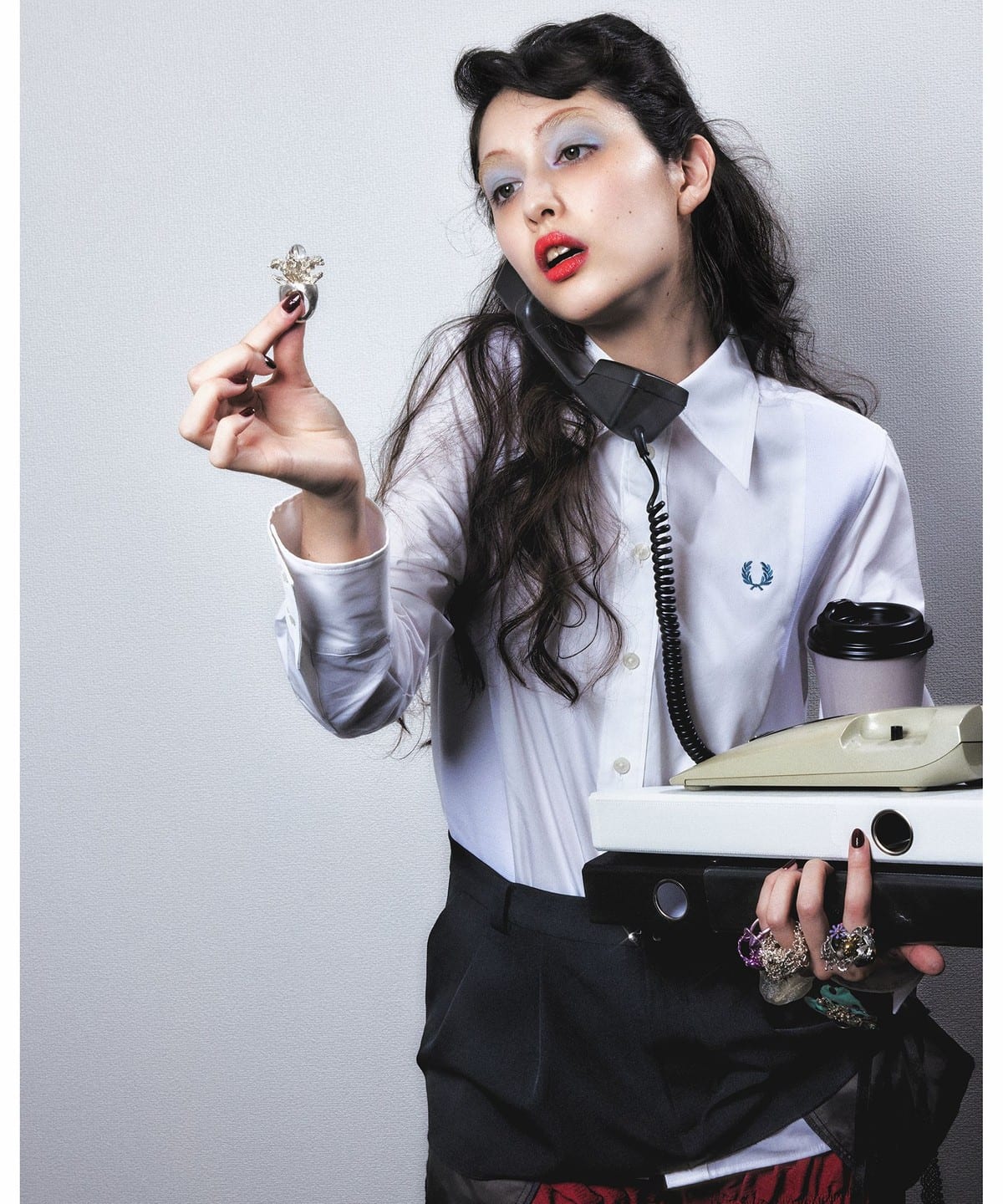 極美品 FRED PERRY ×Ray BEAMS 別注 リブカラー シャツ 白 Ray BEAMS（レイビームス）の「FRED PERRY × Ray BEAMS / 別注