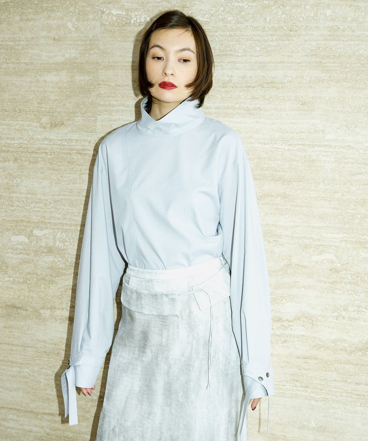 RBS アールビーエス / ベルトカフス ハイネック ブラウス シャツ・ブラウス WOMEN GREY ONE SIZE RBS アールビーエス / ベルトカフス ハイネック ブラウス シャツ・ブラウス WOMEN GREY ONE SIZE