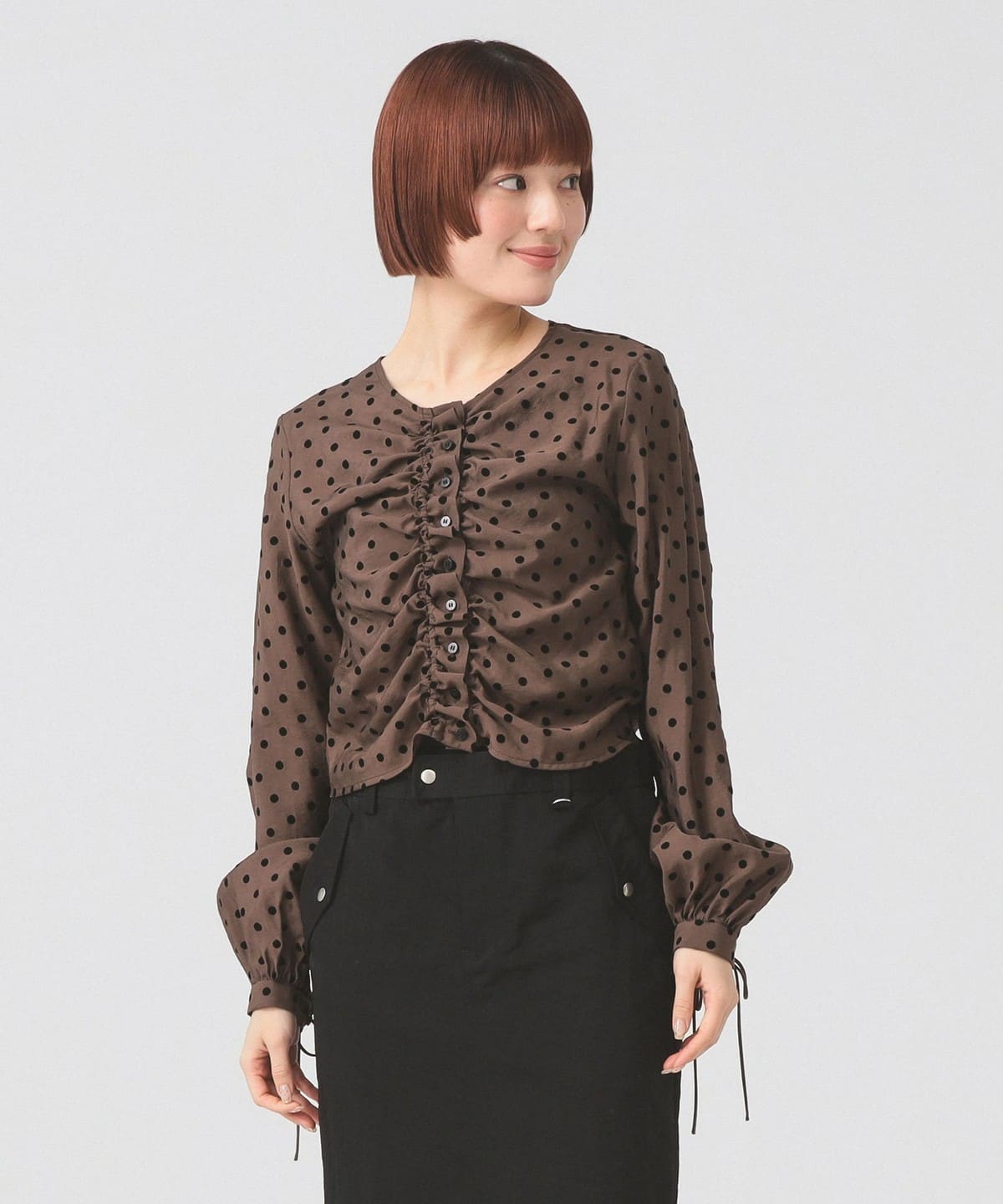 beams ブラウス ネイビー 赤ドット サイズM Demi-Luxe BEAMS - beams ブラウス ネイビー 赤ドット サイズMの通販