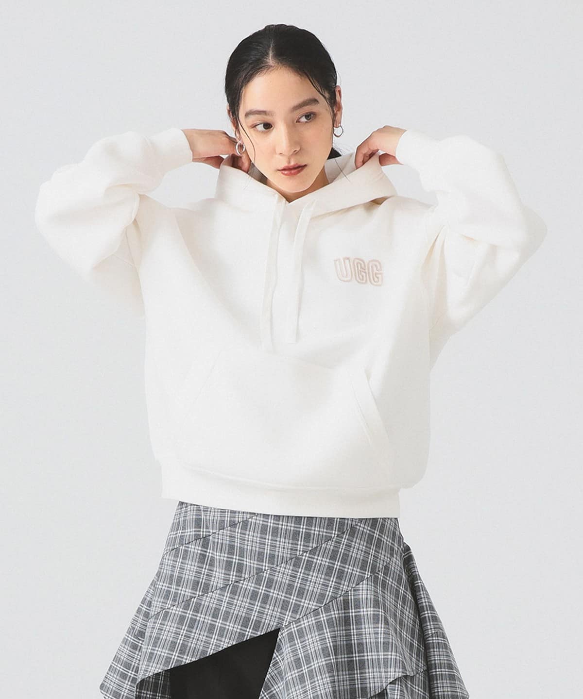 UGG(R) アグ for Ray BEAMS / LOGO HOODIE トップス WOMEN NIMBUS S UGG(R) アグ for Ray BEAMS / LOGO HOODIE トップス WOMEN NIMBUS S