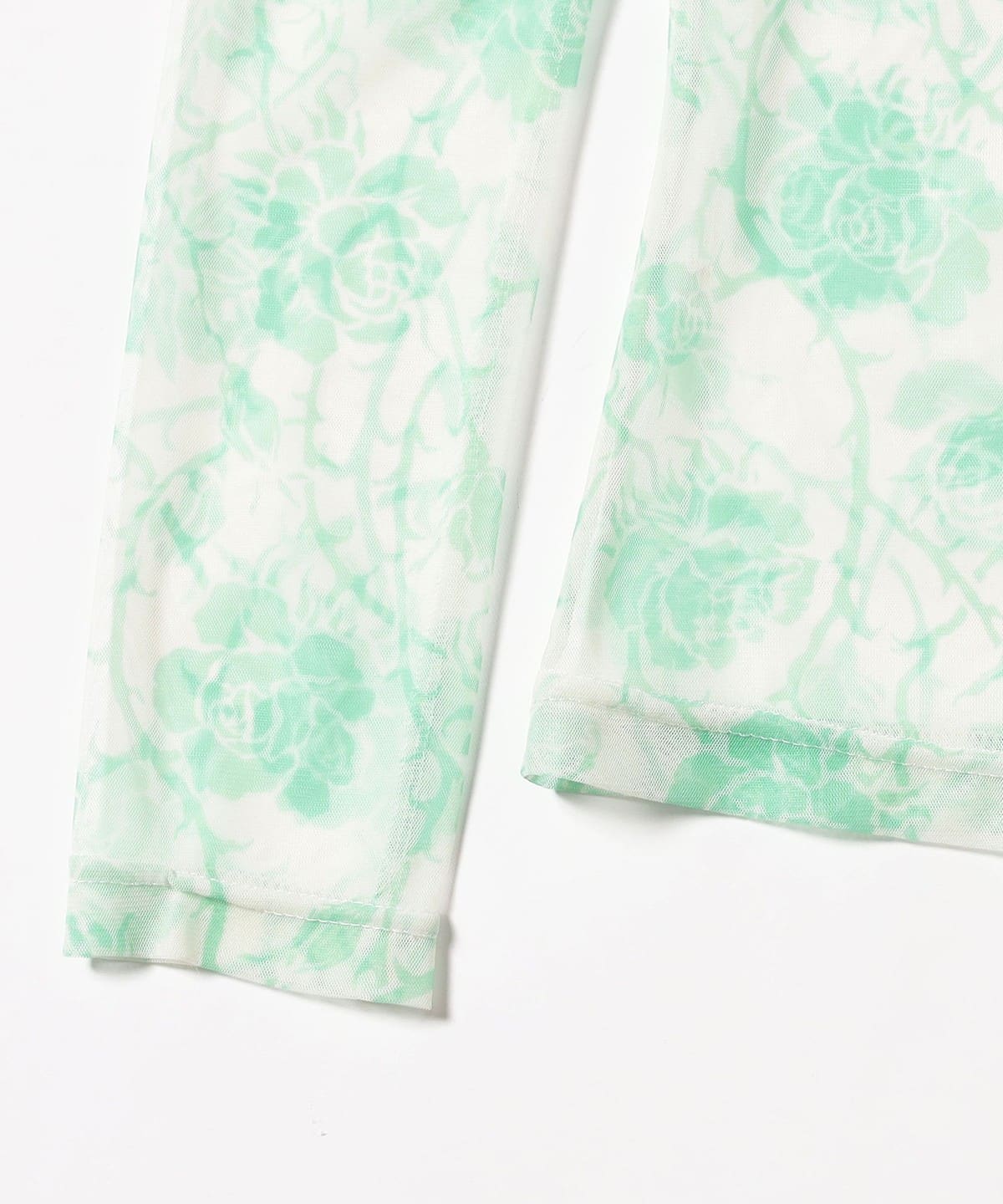 【最終値下げ】Printed Mesh Top VIVIANO 最終値下げ】Printed Mesh Top VIVIANO - メルカリ