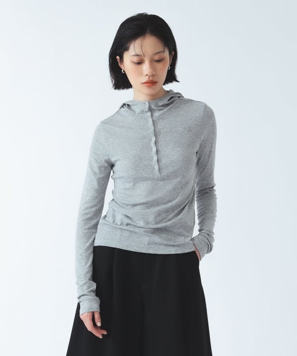 リブ ヘンリーネック フーディー Model：H177 B77 W59 H87　Size：（画像の商品はサンプル用サイズのため実際のサイズ感と異なります）