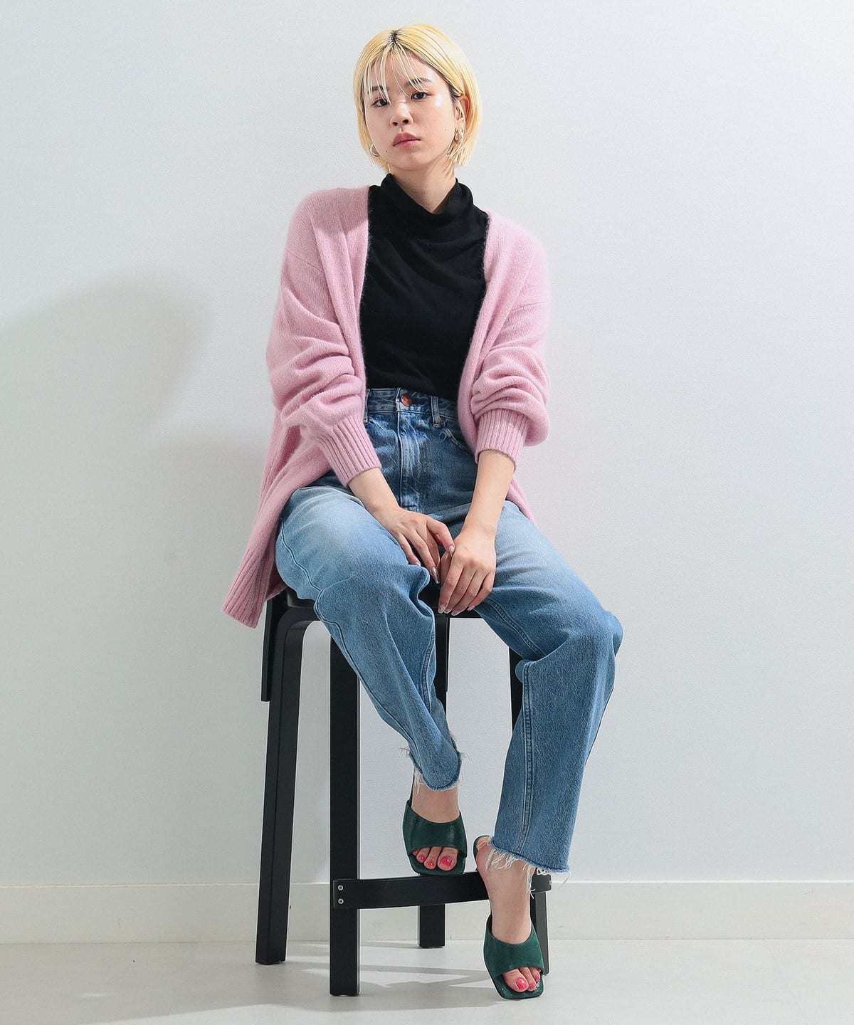 Ray BEAMS Ray BEAMS V-neck Cardigan (Tops Cardigan) for sale